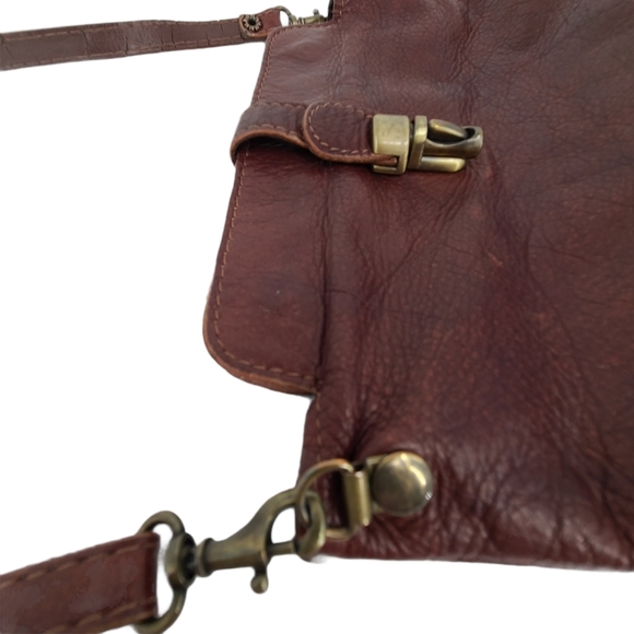 Pelletterie Di Mario Italian Leather Crossbody Bag - Picture 7 of 9